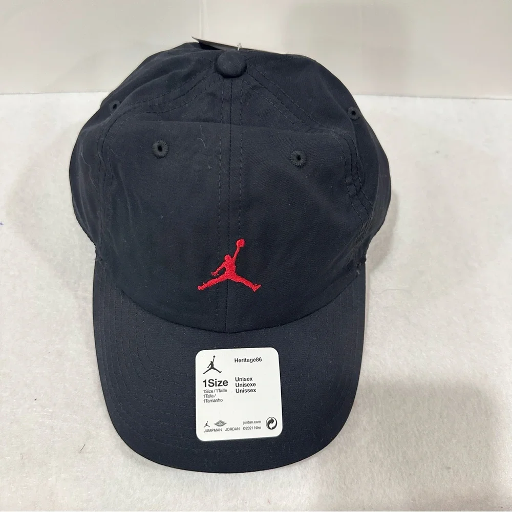 Jordan Black and Red Jumpman Hat - Picture 2 of 10